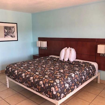 Economy Suites Winter Haven Extérieur photo